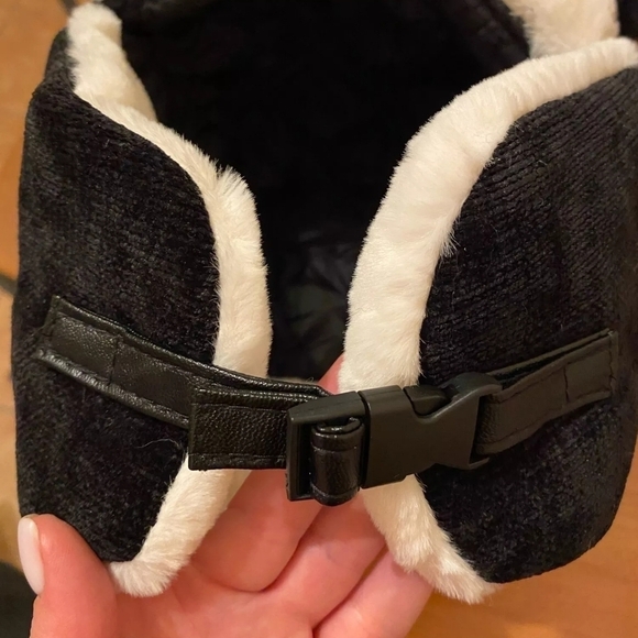 NEW! Warm Hat.One size fits most.Cold weather hat. winter warm ski hat with ear - Picture 6 of 7